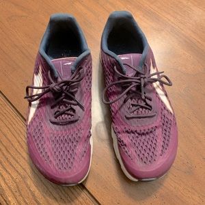 Altra Viho Running Shoes